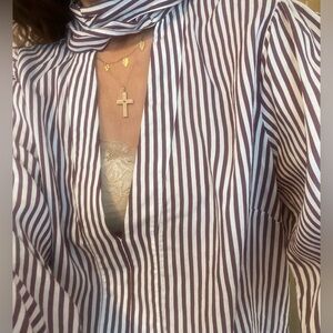 Anthropologie Maeve White and Oxblood Striped Long Sleeve Button Down Shirt  tie